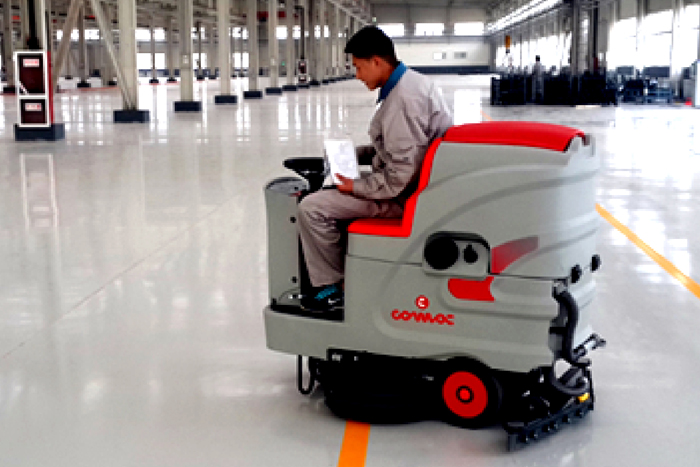 鋼廠(chǎng)用電動(dòng)駕駛式洗地機(jī)100B